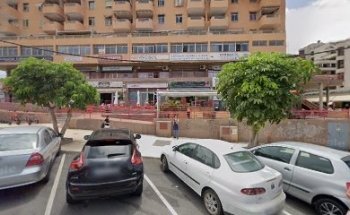 Oficina Atención Comercial SegurCaixa Adeslas