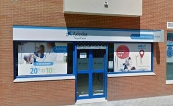 Adeslas Dos Hermanas